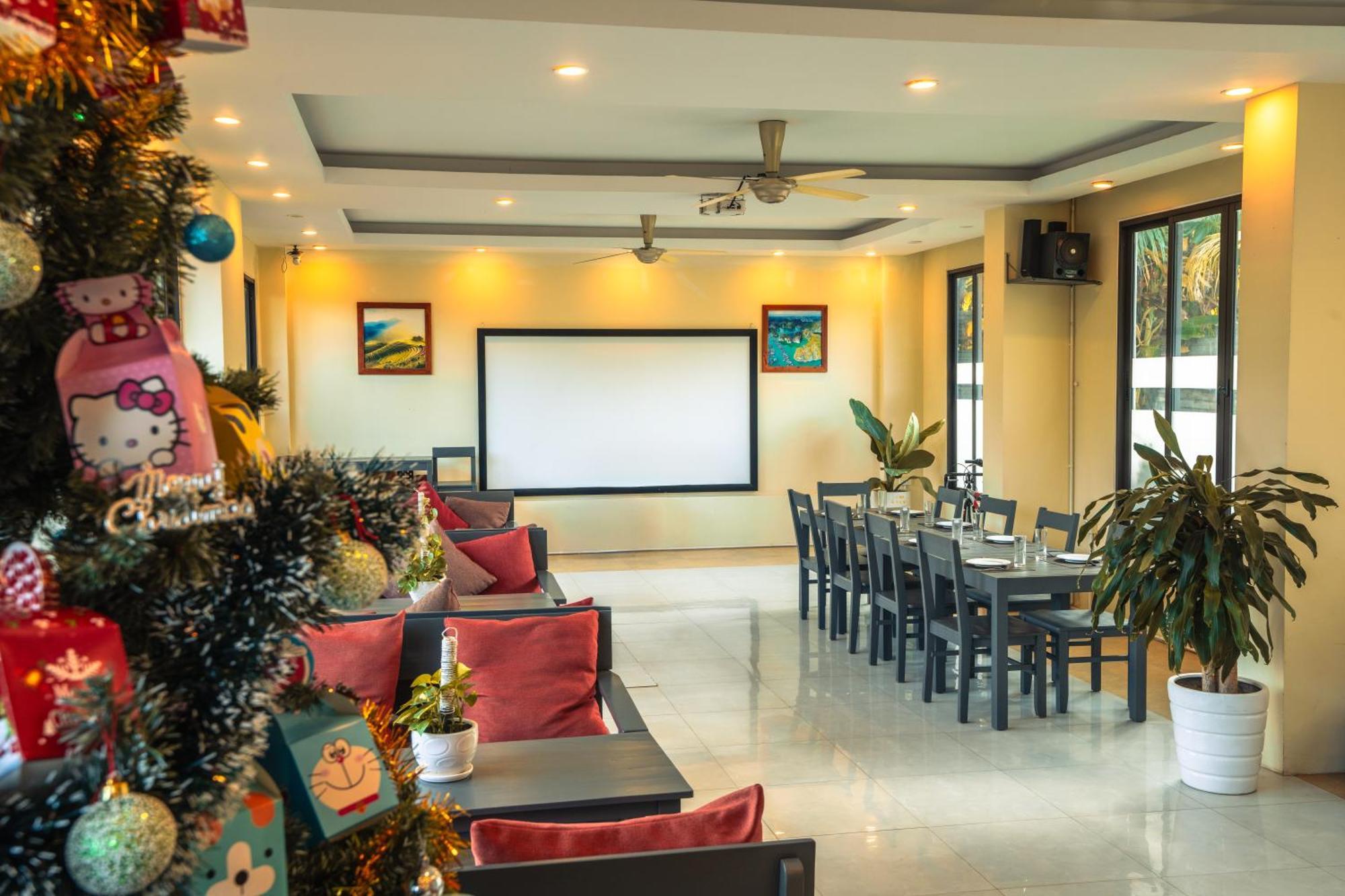 Golden Daisy Hotel Phu Quoc Exterior photo