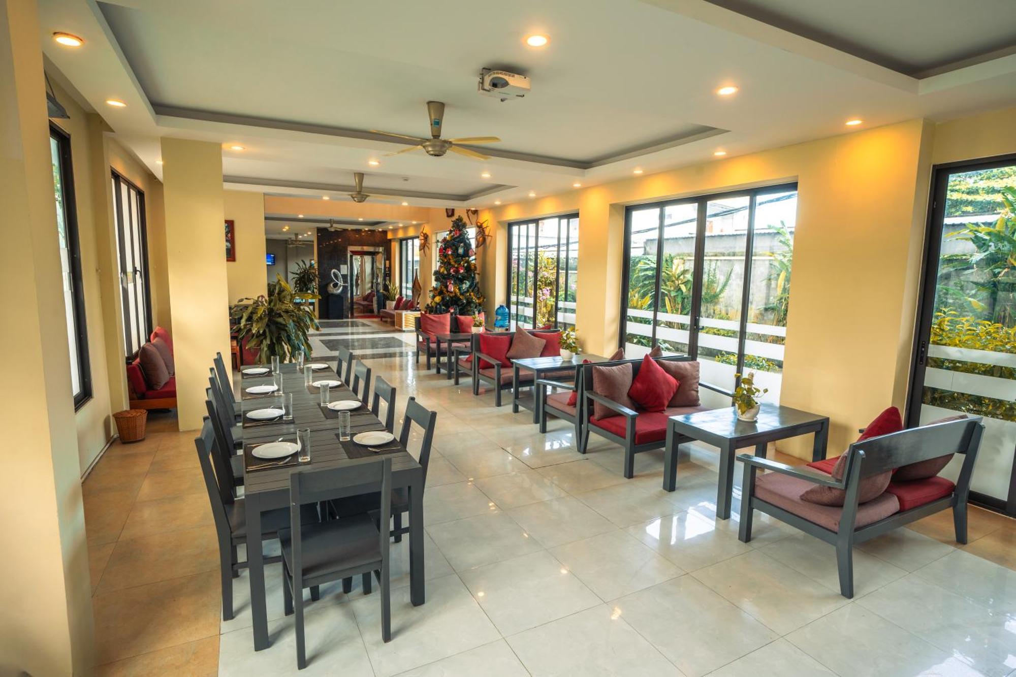Golden Daisy Hotel Phu Quoc Exterior photo