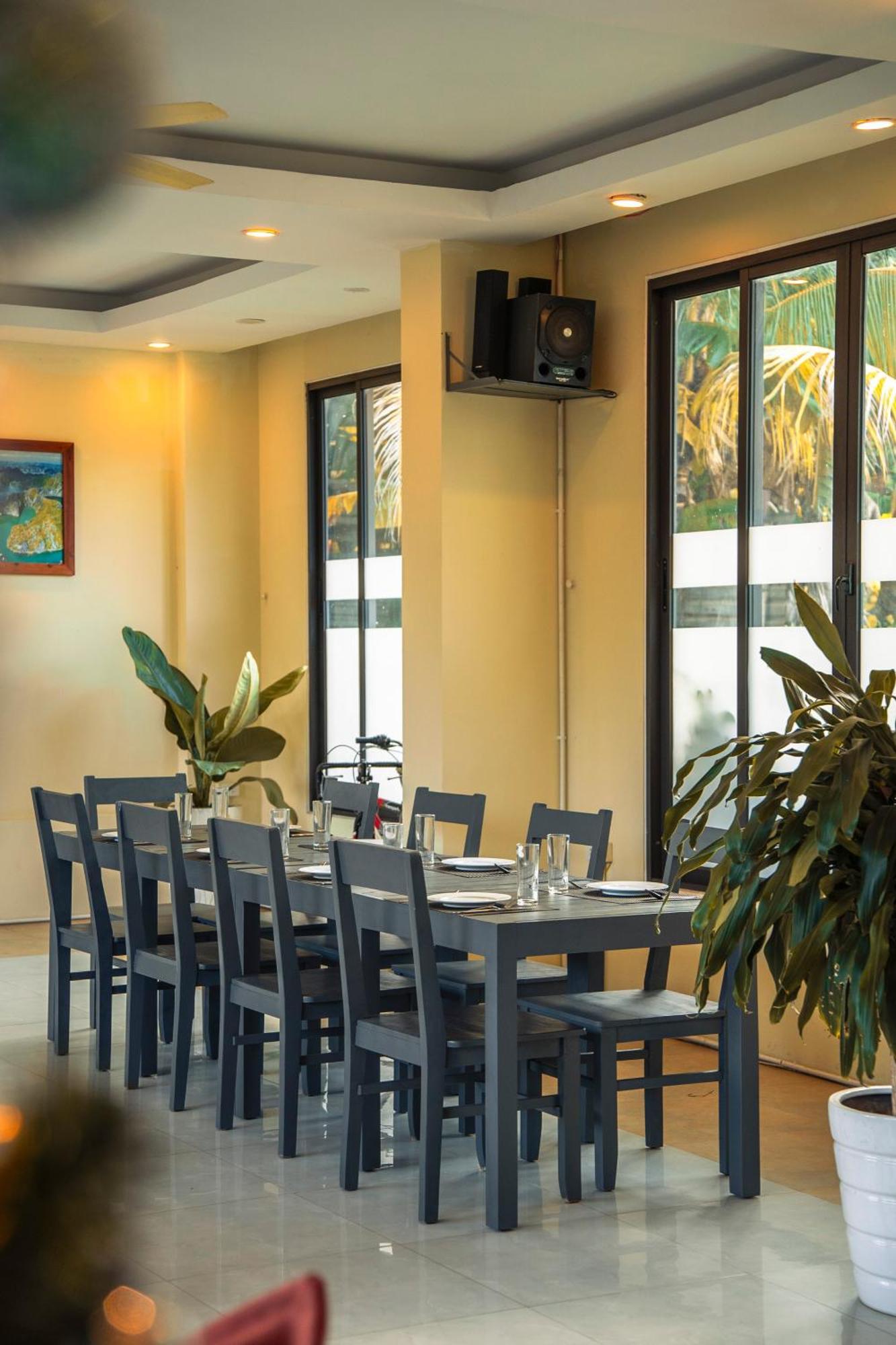 Golden Daisy Hotel Phu Quoc Exterior photo